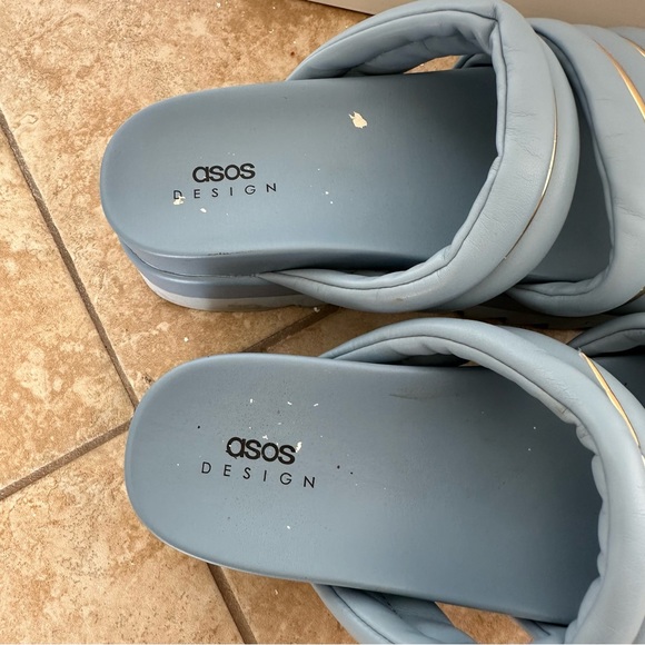 ASOS DESIGN Wide Fit Thea padded flatform mules in Cornflower Blue - Picture 5 of 8